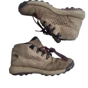 Danner Inquire Chukka Suede Waterproof Hiking Boots Size 7